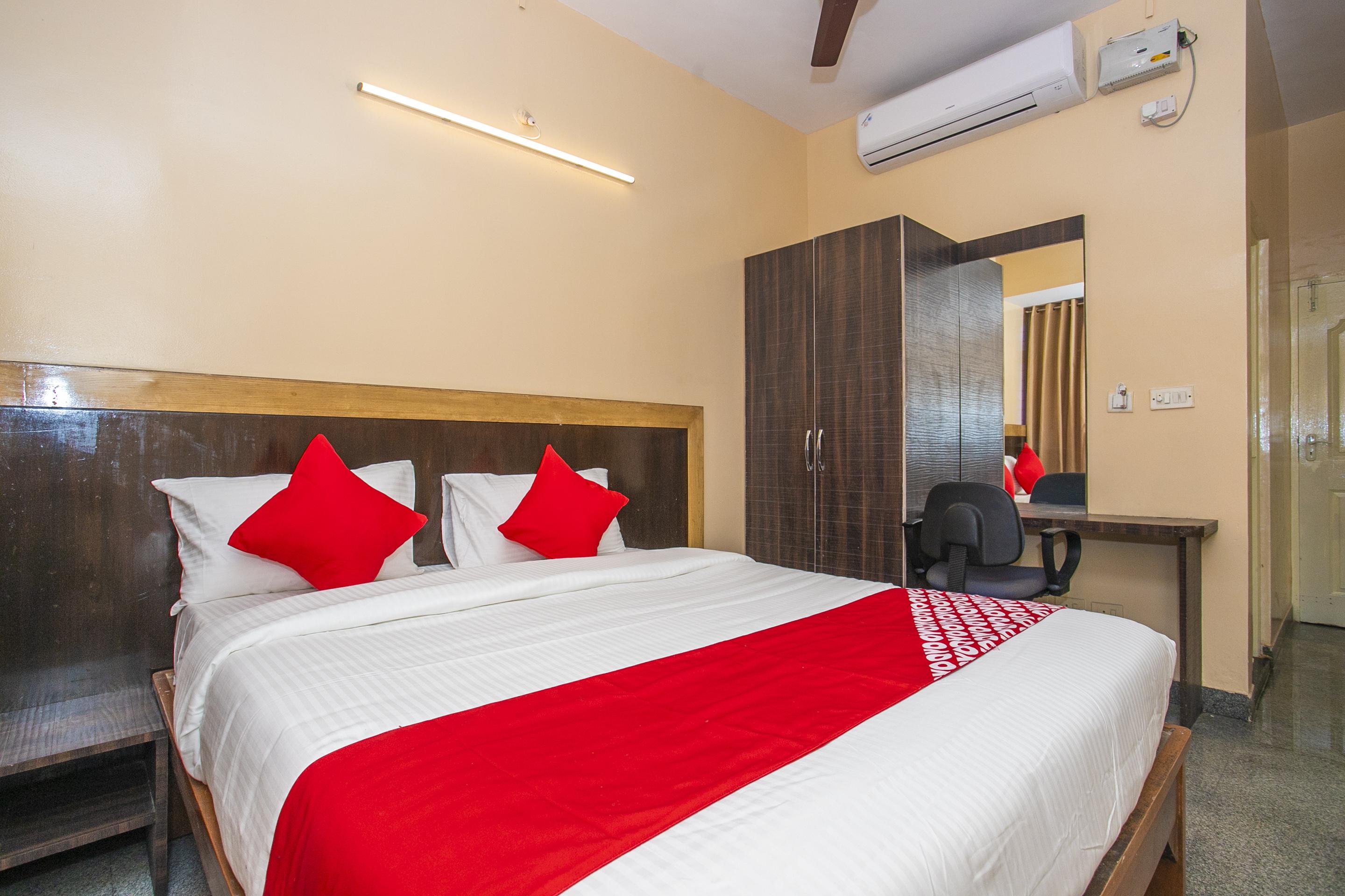Oyo Flagship Hotel Archana Comforts Bangalore Eksteriør bilde